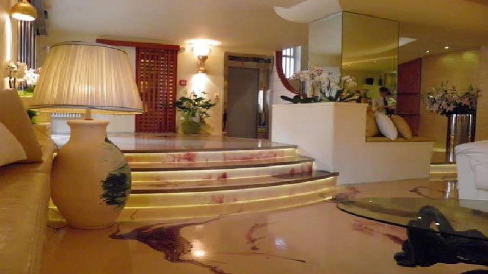 Hotel Derby Bellaria-Igea Marina Exterior foto